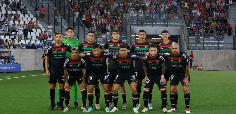Equipo Palestino posando antes del partido