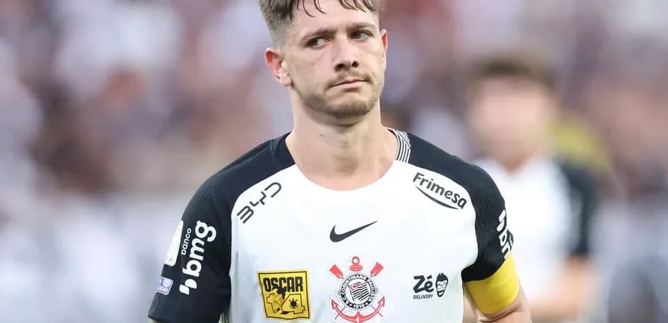Jugador de Corinthians en partido de fútbol