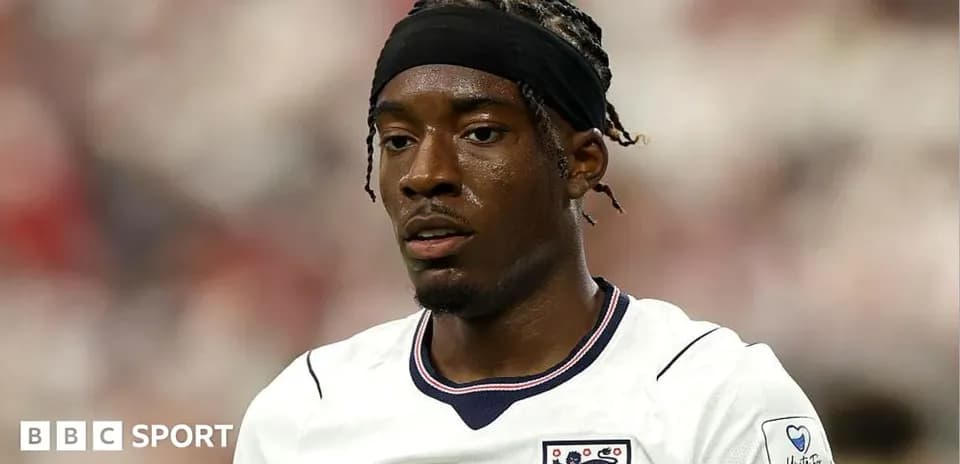 Jugador de Inglaterra en el campo durante partido