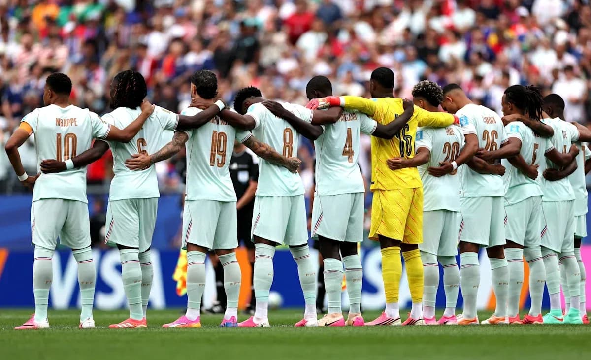 Jugadores de Francia formados antes del partido