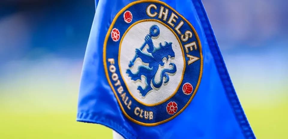 Bandera de esquina con el emblema del Chelsea FC
