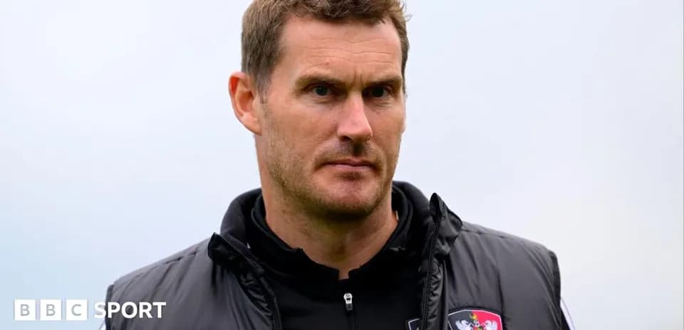 Entrenador de Exeter City en conferencia previa