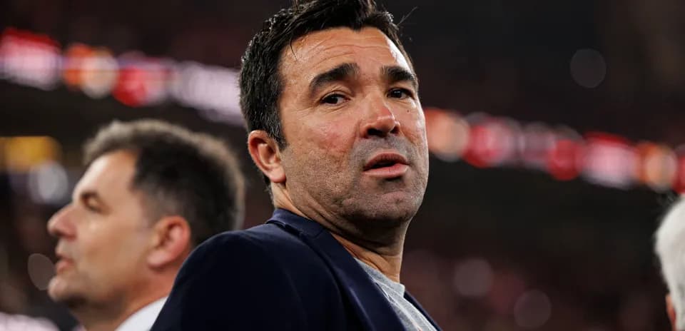 Hombre en el estadio durante un evento deportivo