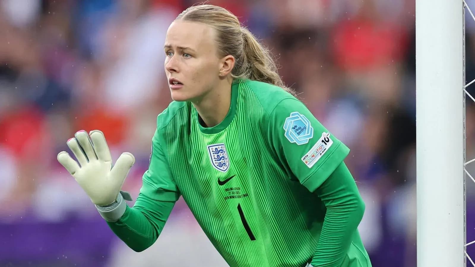 Portera de Inglaterra en acción durante el partido
