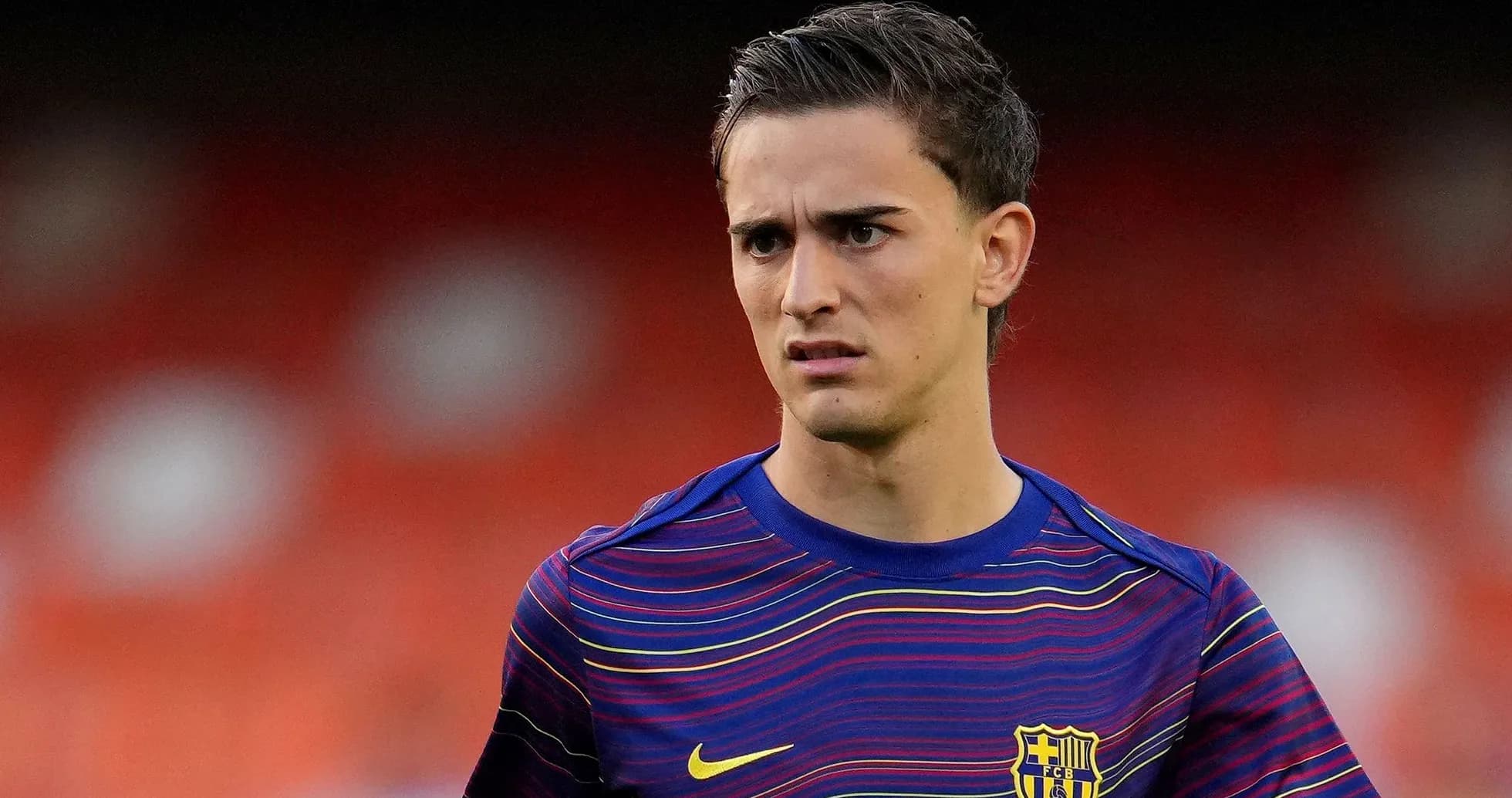 Jugador del FC Barcelona en calentamiento antes del partido