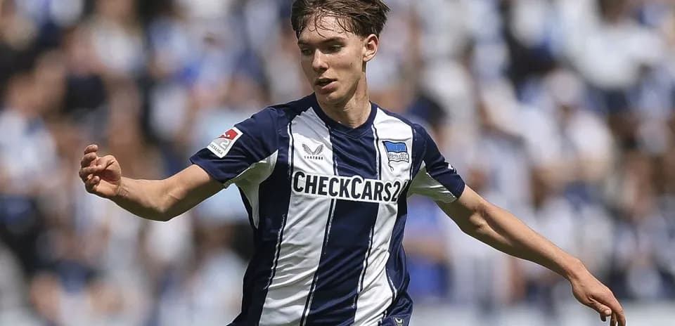 Jugador de Hertha BSC en acción durante un partido