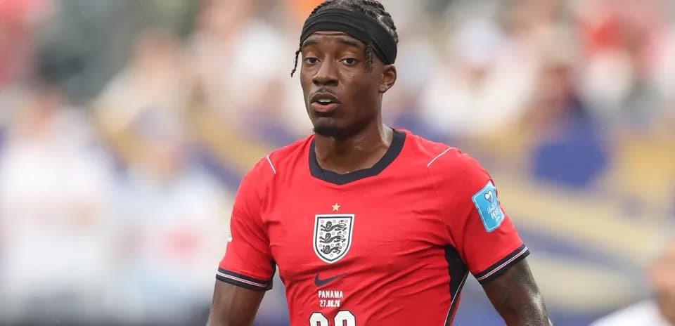Jugador de Inglaterra en acción durante el partido