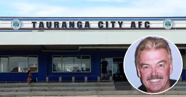 Edificio de Tauranga City AFC con personas presentes