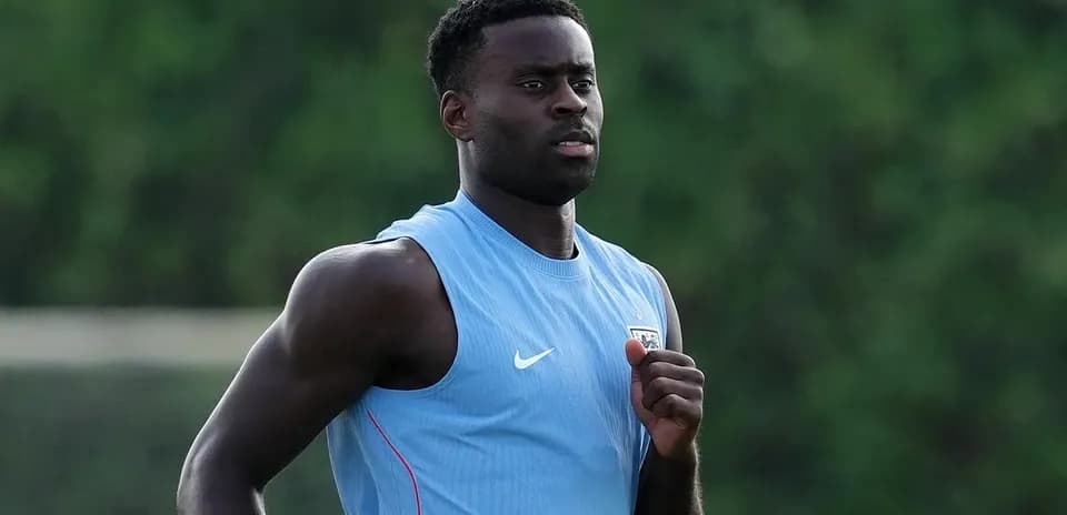 Jugador corriendo durante la sesión de entrenamiento