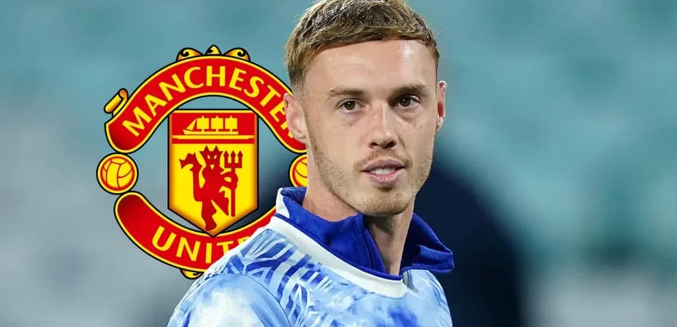 Jugador de Manchester United con uniforme de entrenamiento