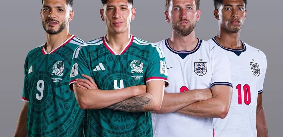 Jugadores de México e Inglaterra en la Copa Mundial