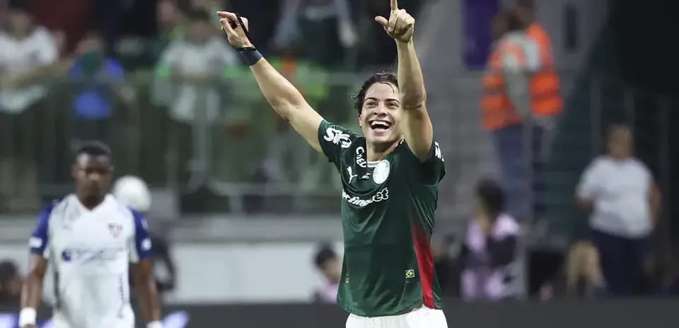 Jugador de Palmeiras celebrando un gol