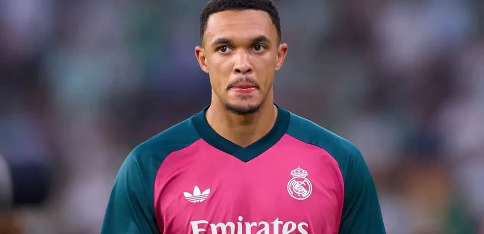 Portero de Real Madrid en uniforme de entrenamiento