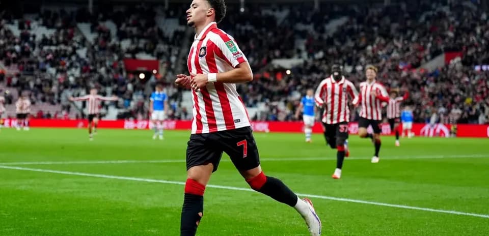Jugador de Sunderland celebrando un gol en el partido