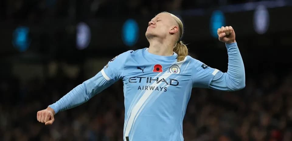 Jugador celebrando un gol de Manchester City