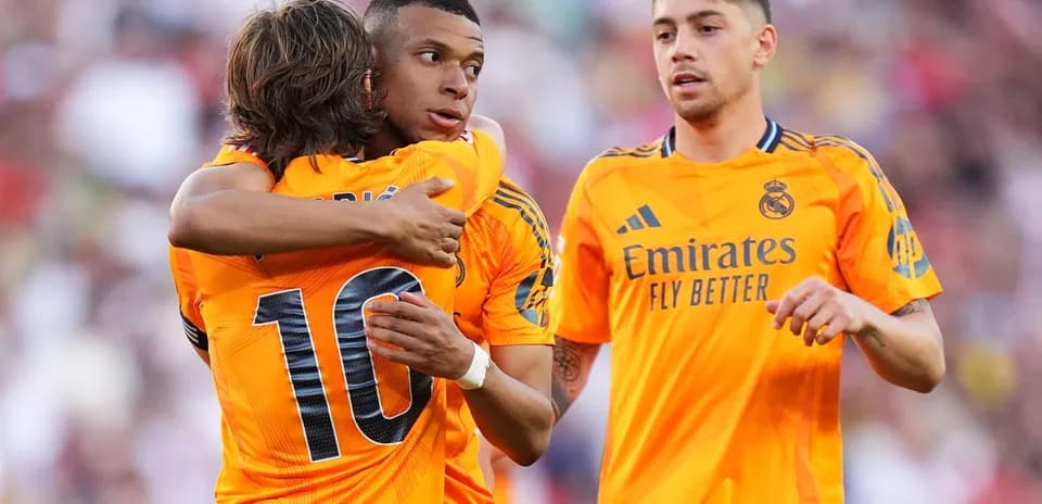 Jugadores del Real Madrid celebrando un gol