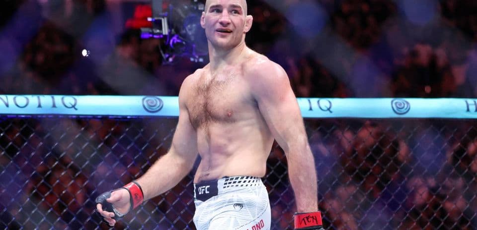 Sean Strickland Rechaza Pelea Principal en UFC 335 por Reducción de Pago