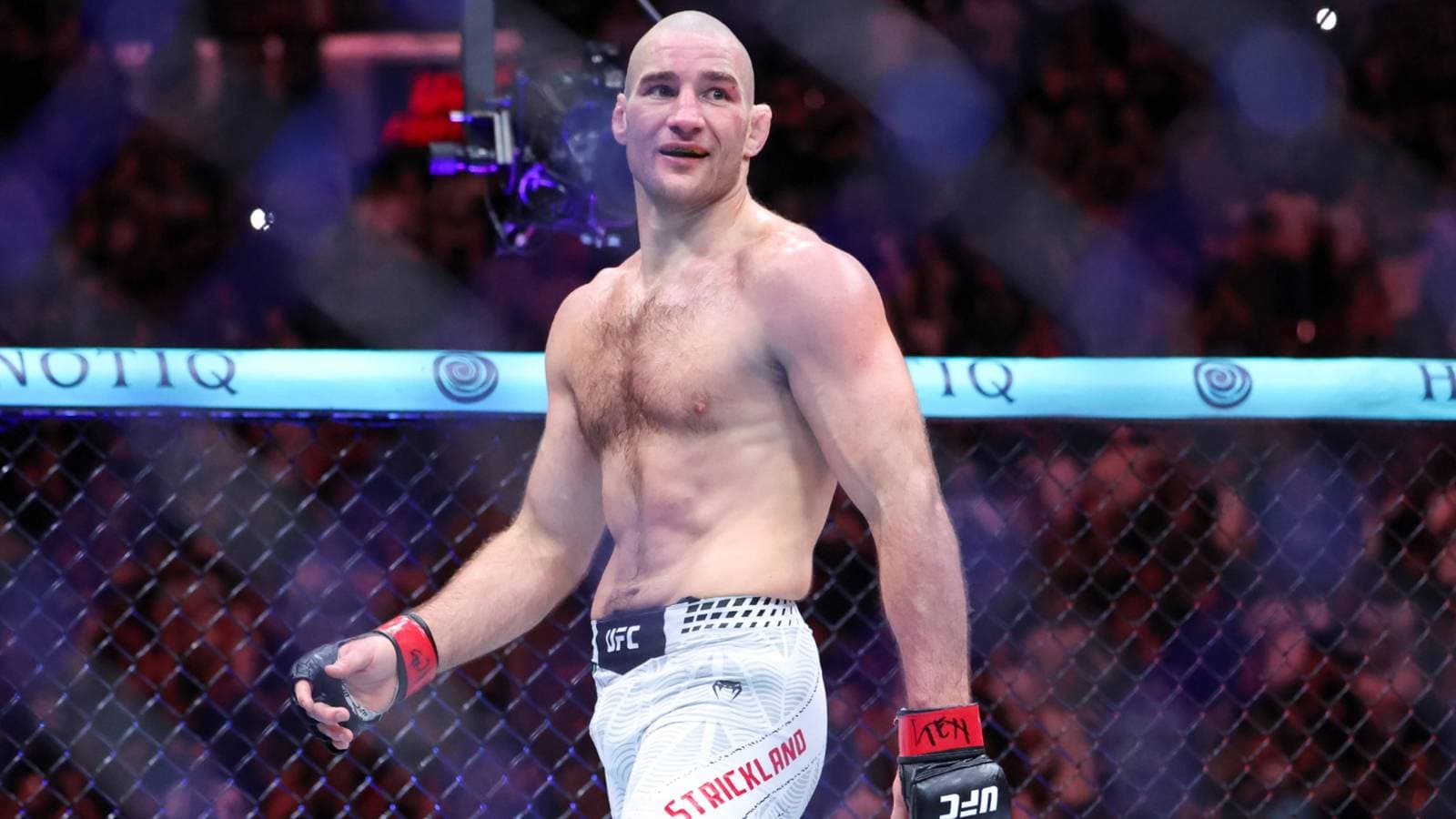Sean Strickland Rechaza Pelea Principal en UFC 335 por Reducción de Pago