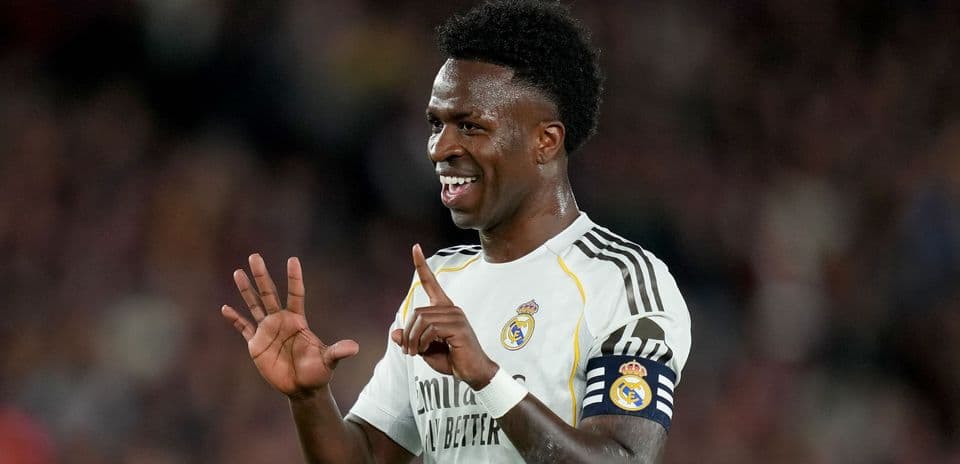 Vinicius Junior permanecerá en Real Madrid con Mourinho confiando en su papel clave
