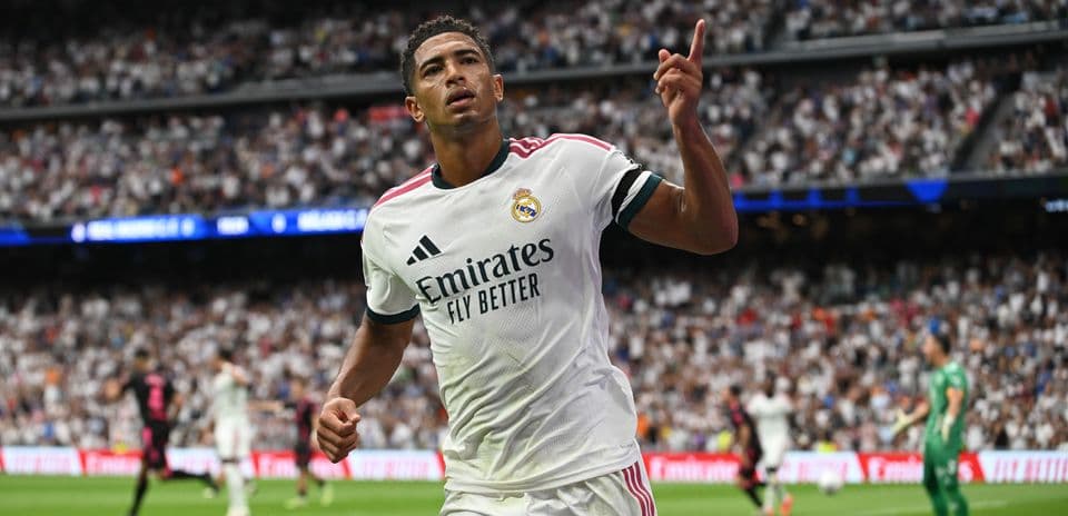 Bellingham y Mbappé brillan mientras Mourinho lleva a Real Madrid a una victoria perfecta contra Málaga