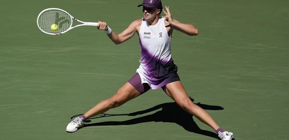 La lucha por el último puesto en las WTA Finals: Muchova, Swiatek y Kostyuk en competencia