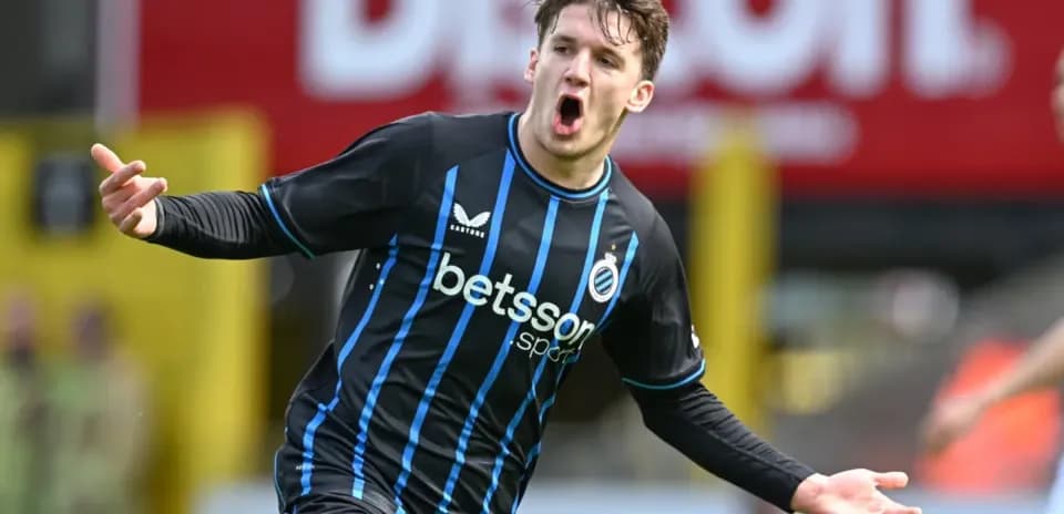 Conoce a Christos Tzolis: la nueva estrella en jugadas a balón parado del Arsenal que brilló en la Champions con Club Brugge