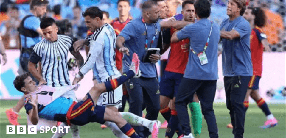 Gavi considera que Paredes no merece suspensión tras incidente en la final del Mundial 2026