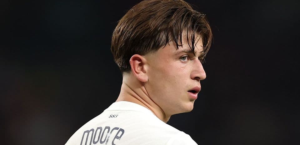 Mikey Moore se une al FC Koln en calidad de préstamo tras destacada temporada con Rangers