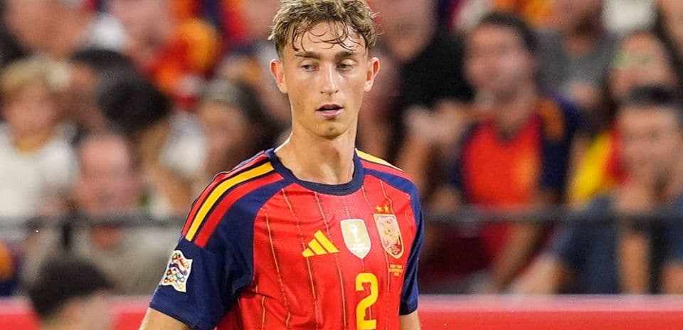 Dean Huijsen habla sobre la tristeza de quedar fuera del Mundial tras su regreso con España en victoria contra Croacia