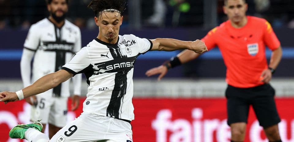 Récord de penales en Ligue 1: Paris FC sorprende a Rennes en un partido de siete goles