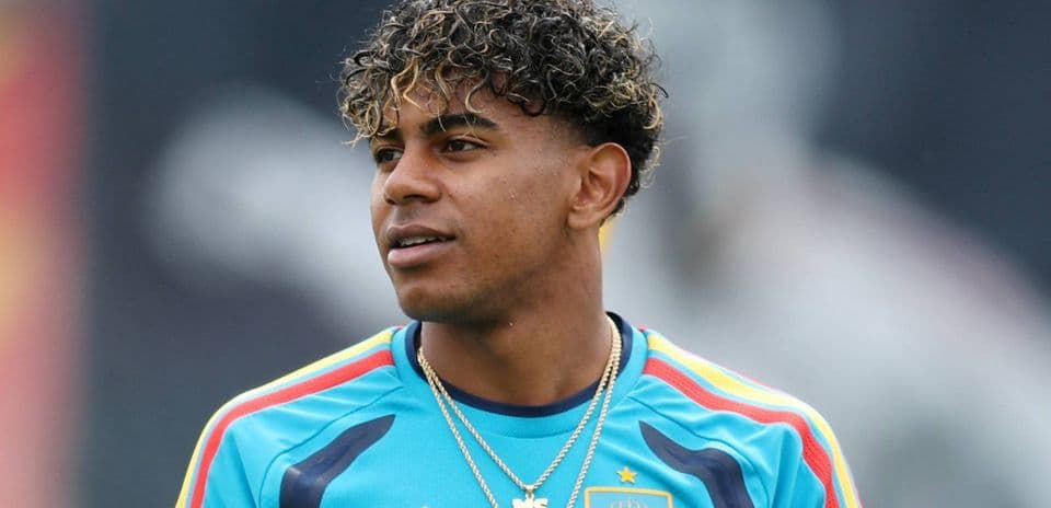Tottenham Cierra Acuerdo Personal para Fichar a Savinho, Jugador con Estilo Similar a Lamine Yamal