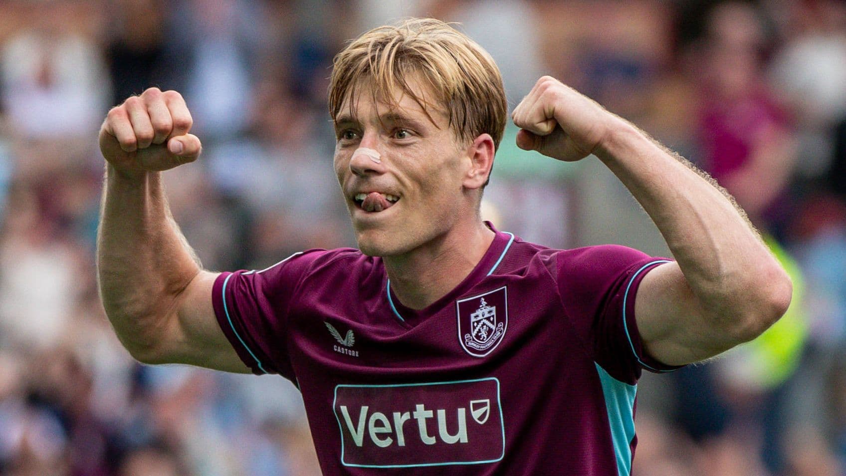 Ipswich ficha a Zian Flemming del Burnley por £20 millones en el último día de mercado
