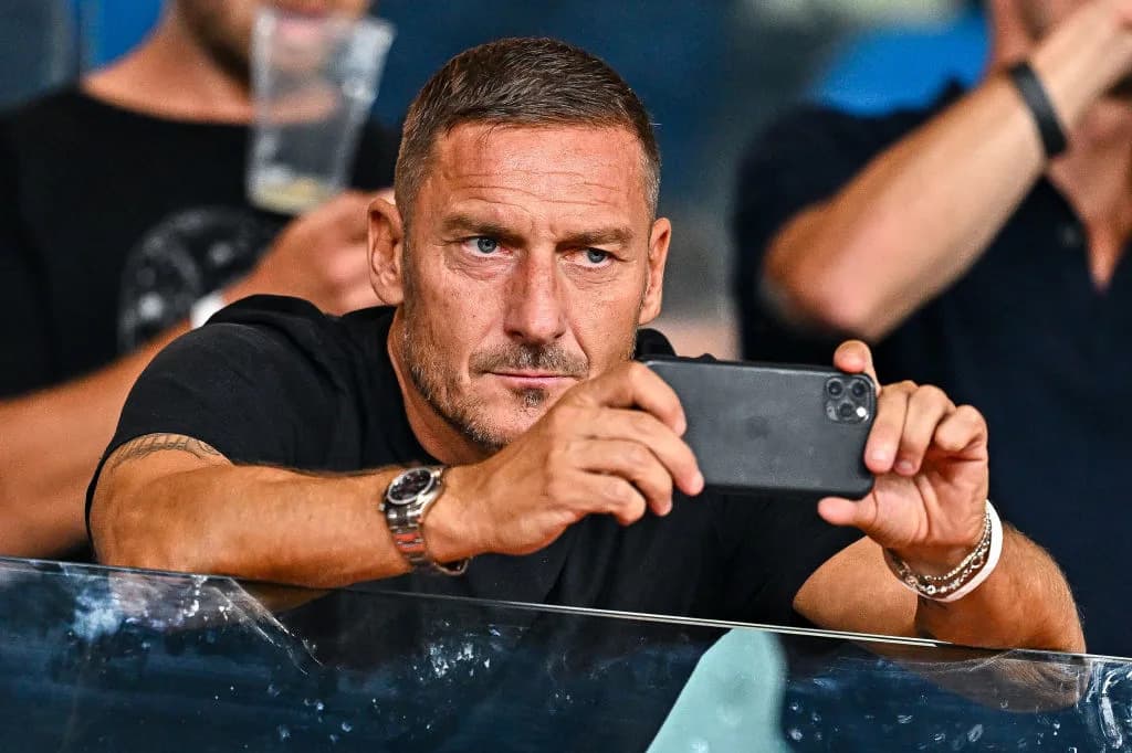 Francesco Totti confirma ofertas de ligas top-5 a sus 48 años y revela por qué rechazó el regreso
