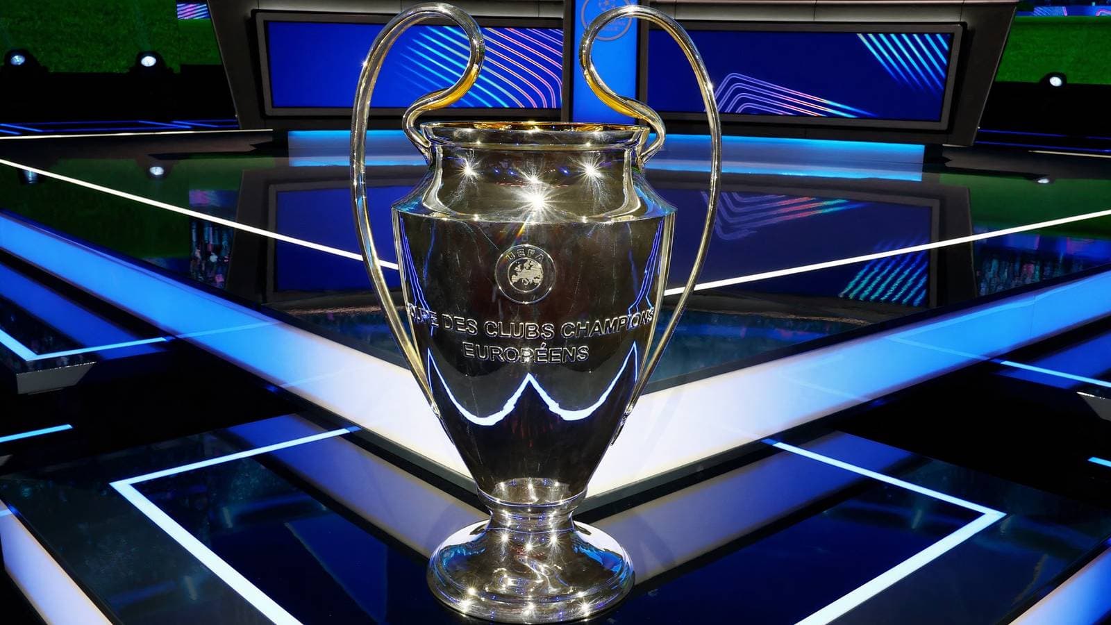 Predicción del Fase de Grupos de la Champions League según un Superordenador