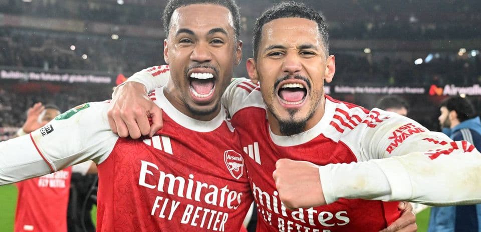 Los 25 Mejores Defensas Centrales del Fútbol Mundial