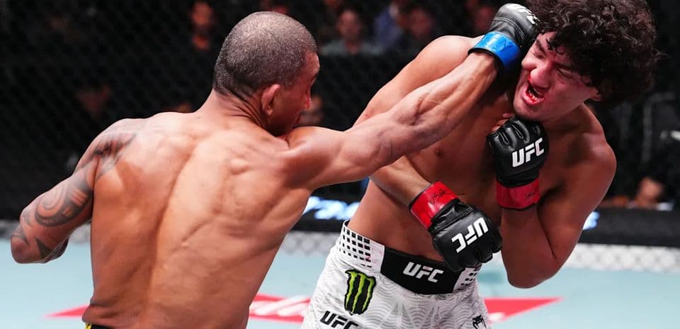 Raul Rosas Jr. revive el escalofriante final contra Raoni Barcelos en UFC Vegas 121: No sabía si había muerto