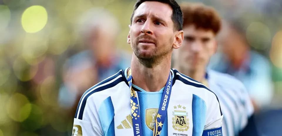Más de 80,000 fanáticos argentinos piden a FIFA repetir la final del Mundial contra España
