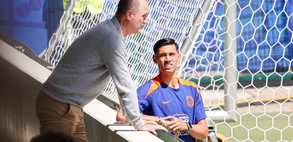 El padre de Tijjani Reijnders revela las razones detrás del sorprendente traspaso de Manchester City a Al Qadsiah