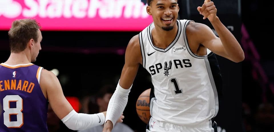 Spurs son los favoritos para ganar el título NBA, Victor Wembanyama domina encuesta entre directivos para la temporada 2026-27