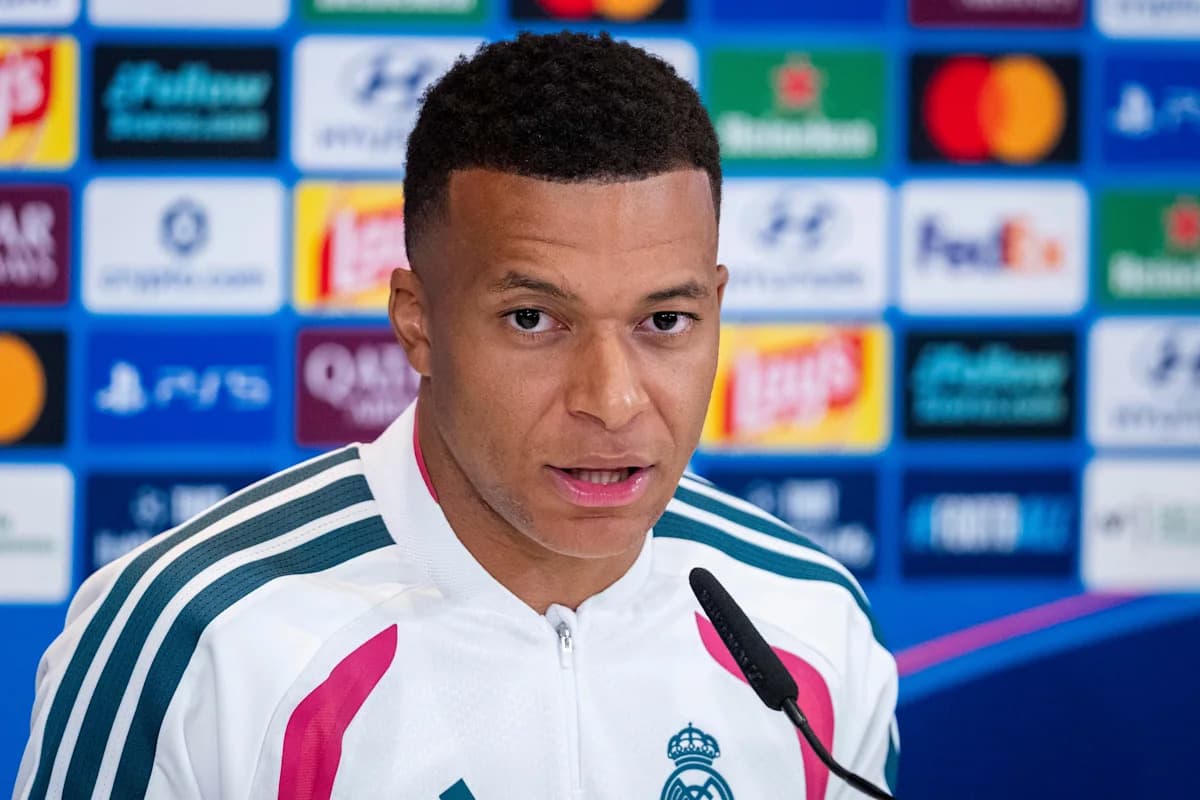Kylian Mbappé: «Todos debemos mejorar en defensa y con el balón»