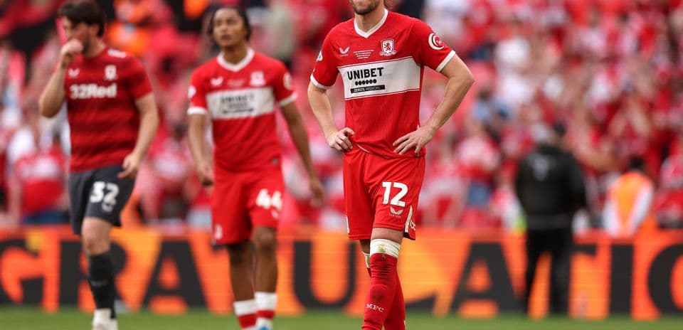 Dónde ver y seguir en directo el fútbol de la EFL Championship en agosto de 2026