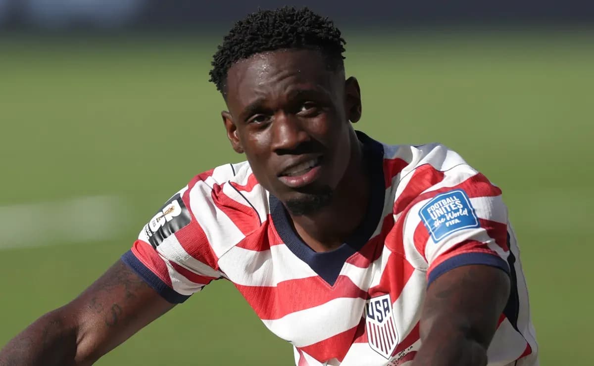 La expulsión de Folarin Balogun en el partido entre USMNT y Bosnia y Herzegovina en el Mundial 2026