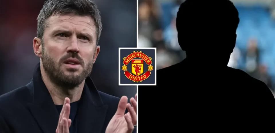 Michael Carrick gesturing with Manchester United logo Michael Carrick gesturing with Manchester United logo