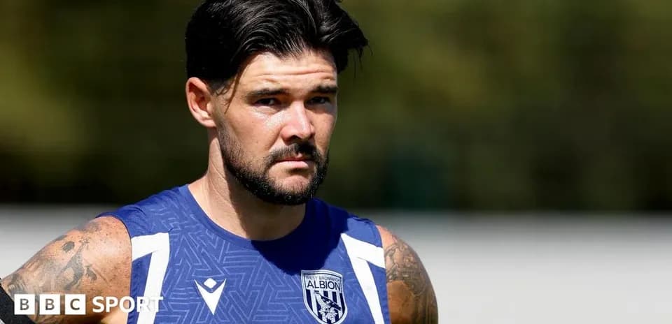 Jugador de West Bromwich Albion en sesión de entrenamiento Jugador de West Bromwich Albion en sesión de entrenamiento