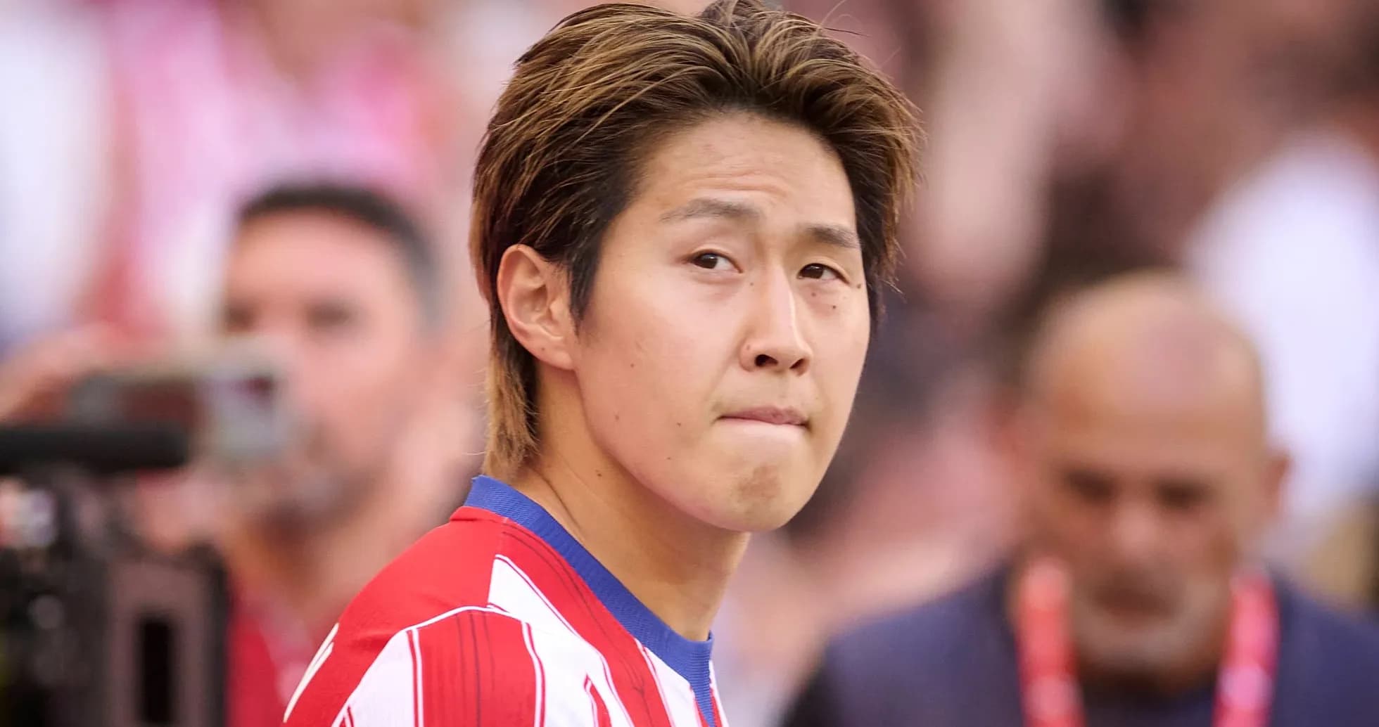 Jugador de Atlético de Madrid en el campo Jugador de Atlético de Madrid en el campo