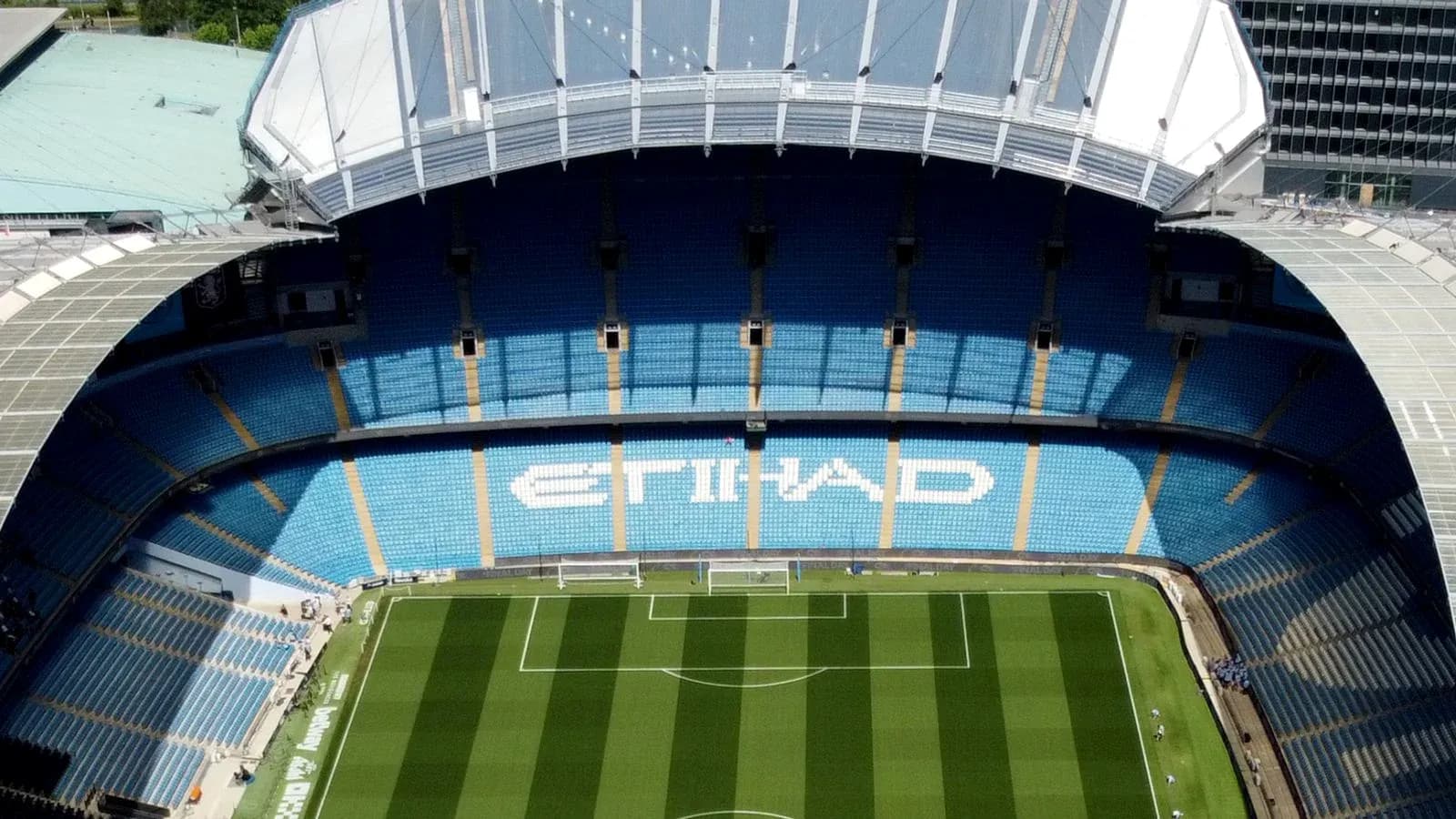 Vista aérea del estadio Etihad vacío Vista aérea del estadio Etihad vacío