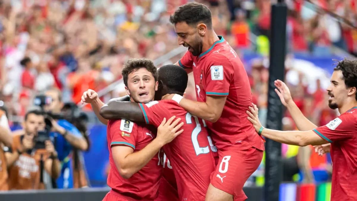 Jugadores de Portugal celebrando un gol Jugadores de Portugal celebrando un gol