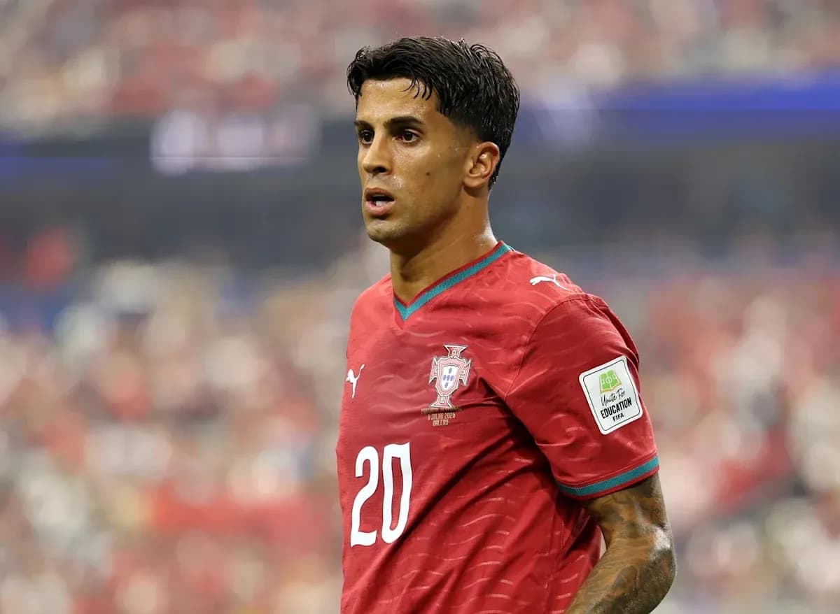 Jugador de Portugal en acción durante un partido Jugador de Portugal en acción durante un partido