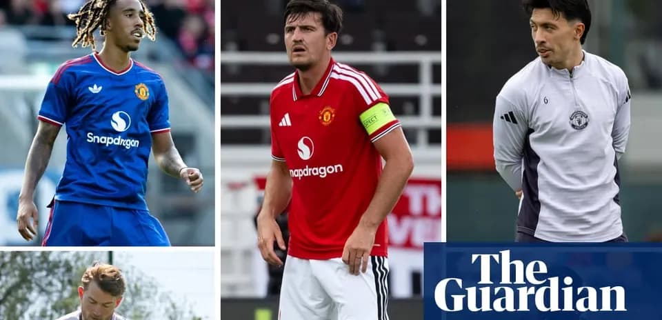 Jugadores de Manchester United en diferentes situaciones Jugadores de Manchester United en diferentes situaciones