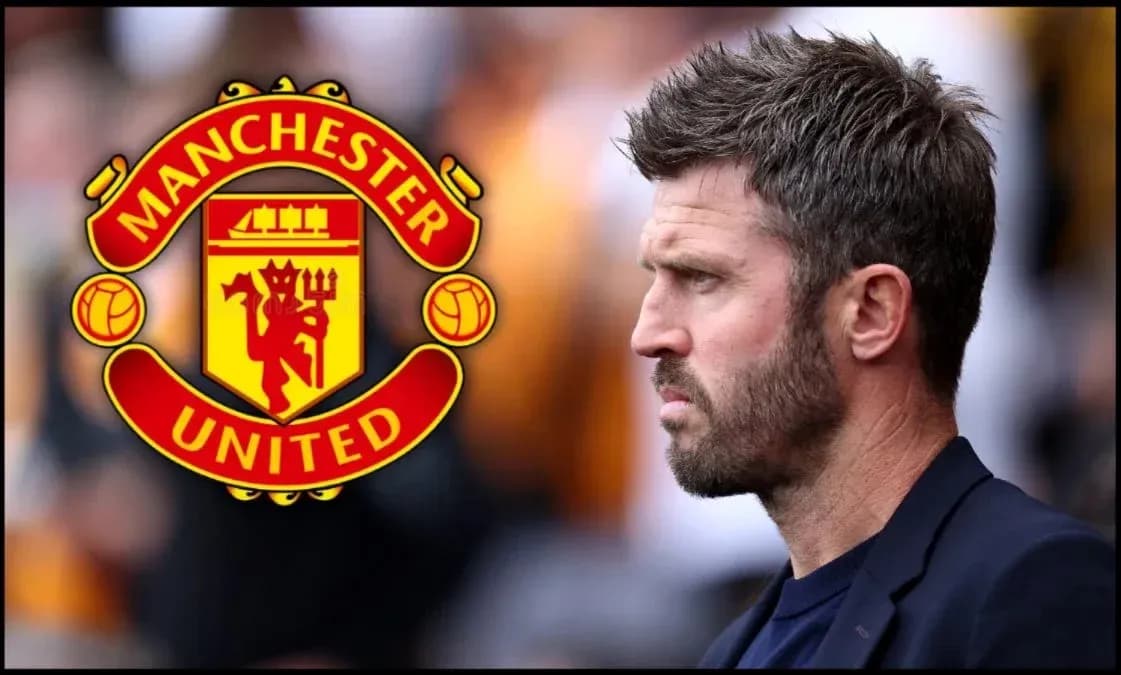 Entrenador de Manchester United en el banquillo Entrenador de Manchester United en el banquillo
